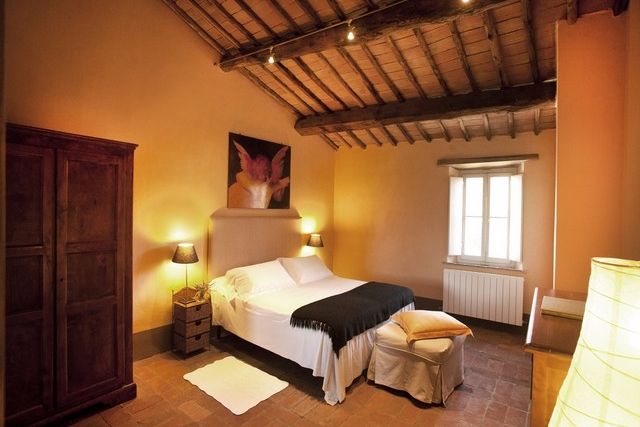 agriturismo piscina toscana siena san galgano